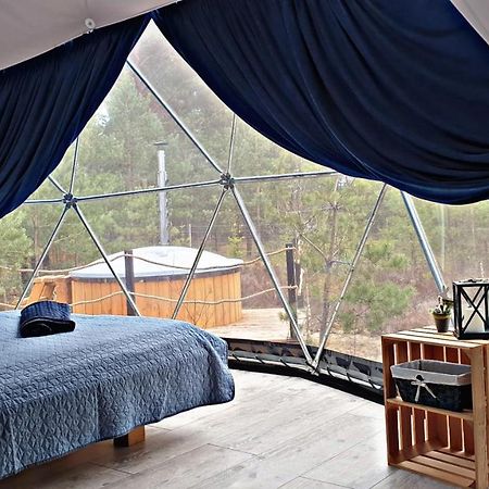 Podniebny Glamping Hotel Borsk Eksteriør billede