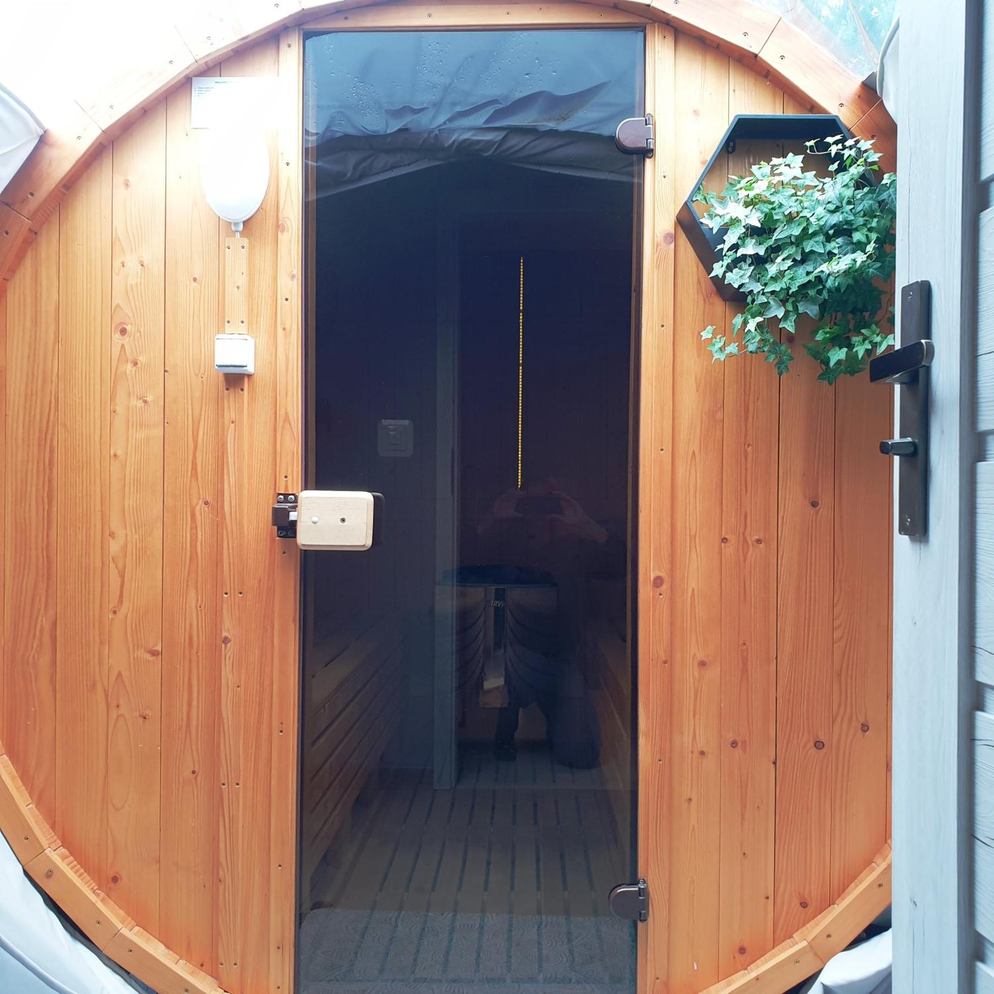 Podniebny Glamping Hotel Borsk Eksteriør billede