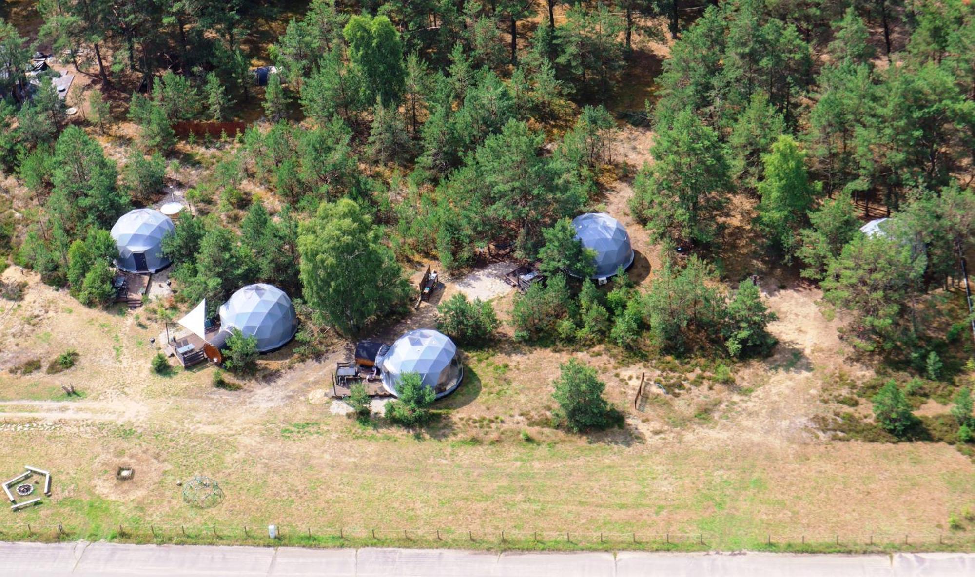 Podniebny Glamping Hotel Borsk Eksteriør billede
